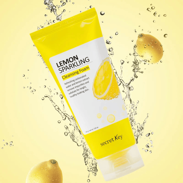 Lemon Sparkling Cleansing Foam från Secret Key – uppfriskande skumrengöring med citronextrakt som tar bort orenheter och ger klarare hud.