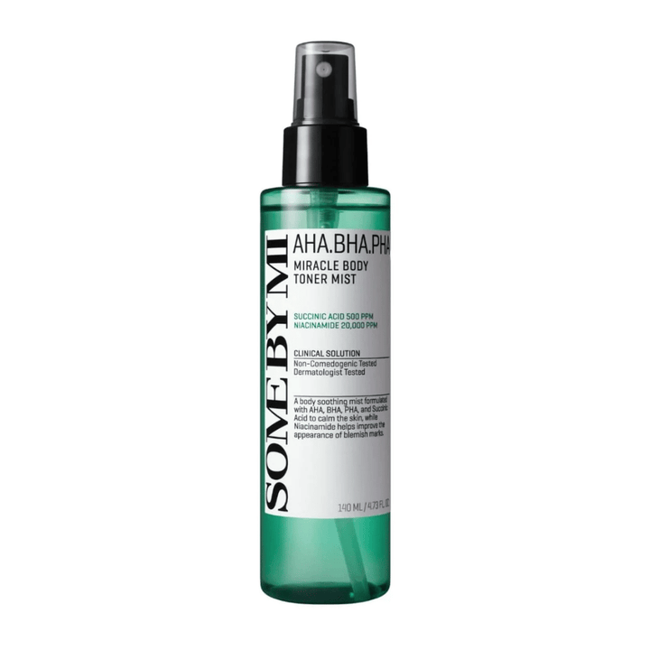 Some By Mi AHA BHA PHA Miracle Body Toner Mist spray corporal – névoa esfoliante coreana que ajuda a limpar os poros, reduzir espinhas e proporcionar uma pele mais uniforme.