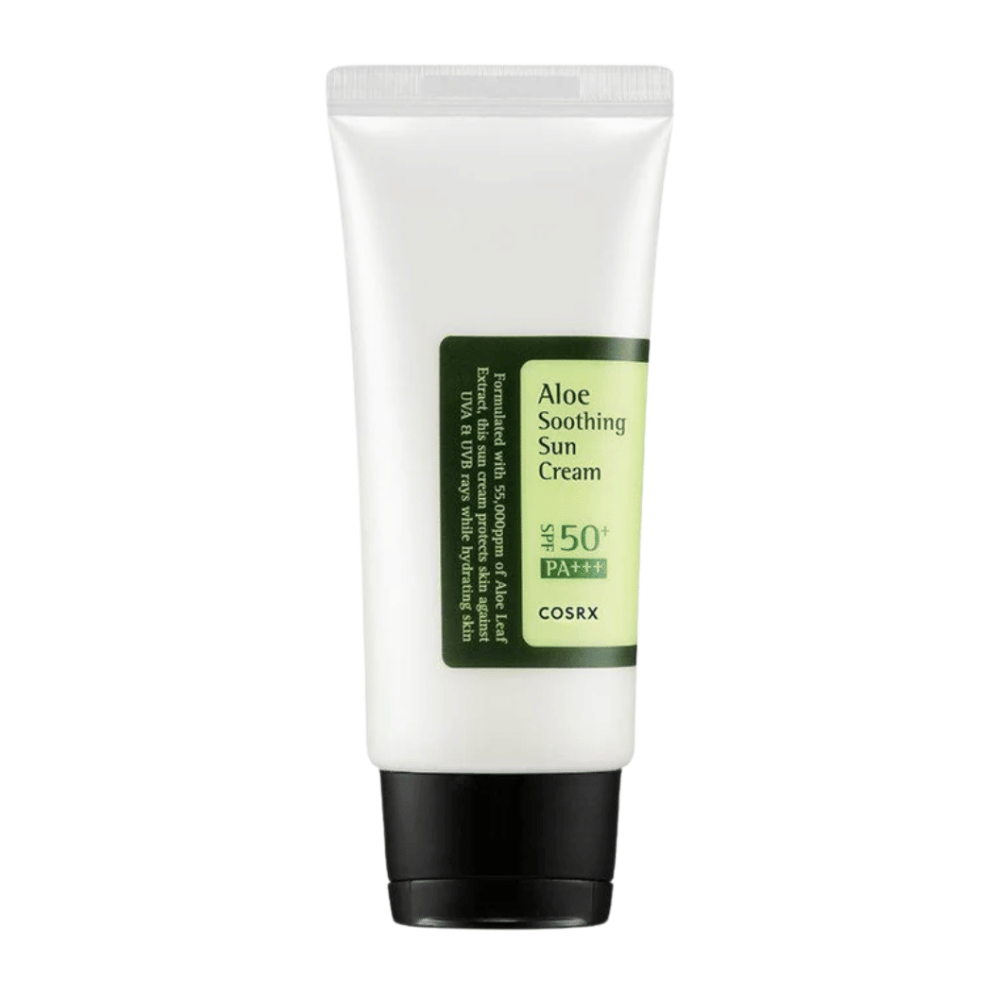 COSRX Aloe Soothing Sun Cream SPF 50+ PA+++ em tubo branco com tampa preta – protetor solar com aloe vera que protege e acalma a pele.