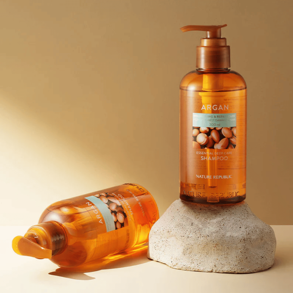 Nature Republic Argan Essential Moisture Repairing Shampoo 300 ml – champô de cuidado com óleo de argão para cabelo seco e danificado.