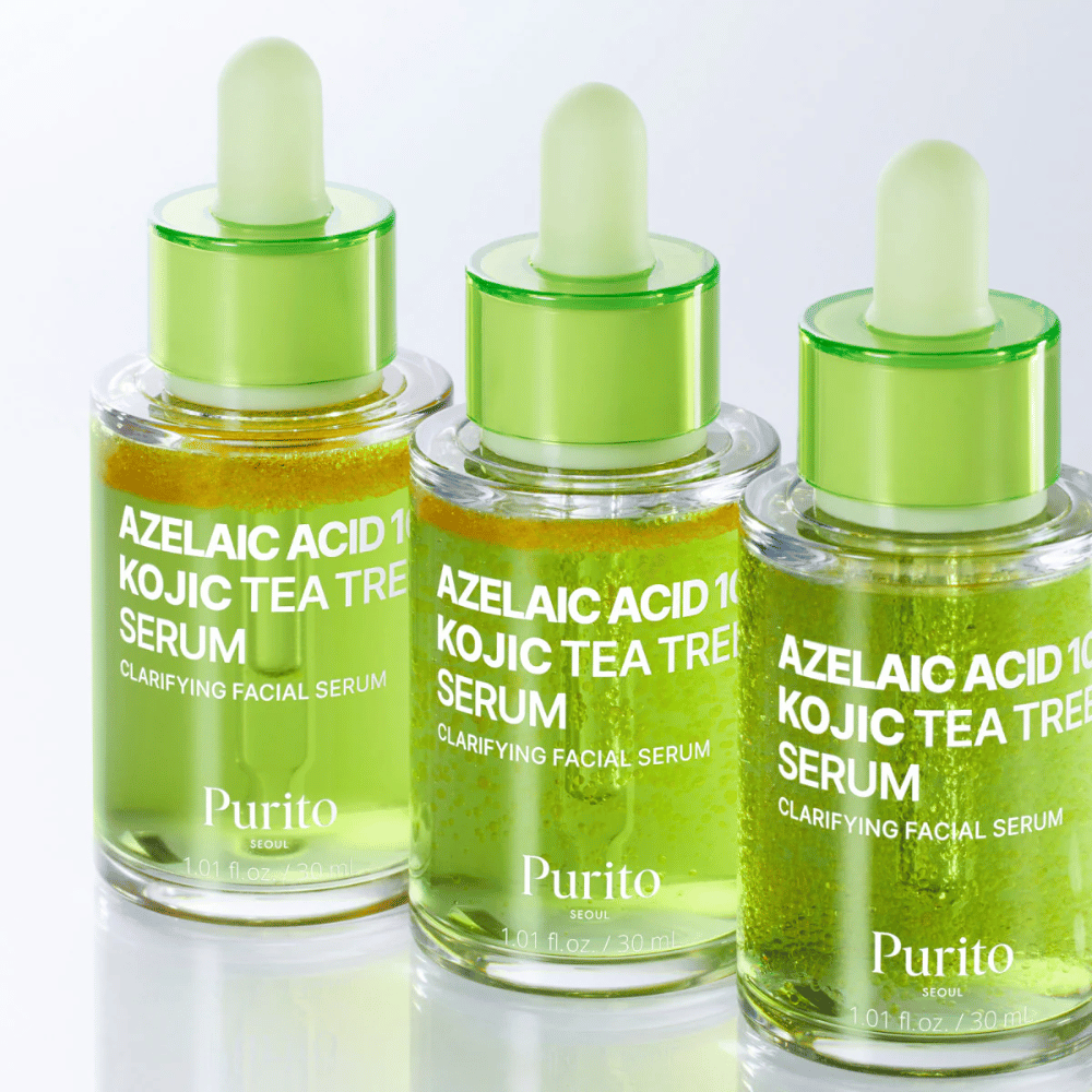 Três frascos de Purito Azelaic Acid 10 Kojic Tea Tree Serum. A fórmula equilibra o sebo, reduz os poros e proporciona um tom de pele mais uniforme.