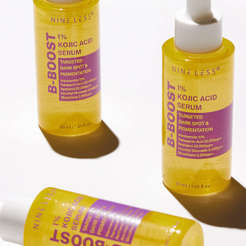 B-Boost 1% Kojic Acid Serum em frascos com conta-gotas, para manchas escuras e pigmentação.
