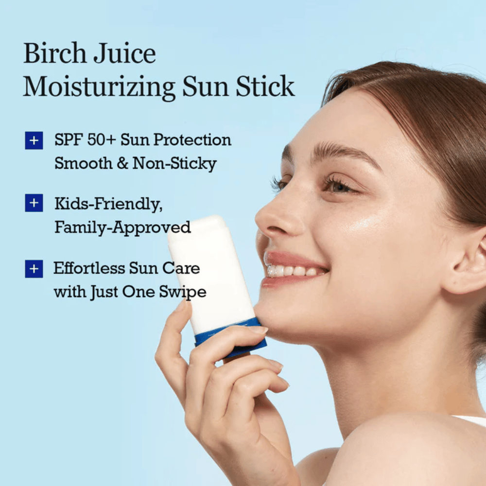 Pessoa aplica ROUND LAB Birch Juice Moisturizing Sun Stick no rosto para uma proteção solar suave e hidratante