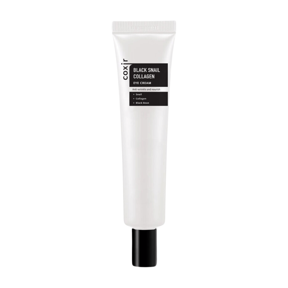 A imagem mostra um tubo de "Black Snail Collagen Eye Cream", um creme para os olhos que destaca ingredientes como extrato de caracol, colágeno e feijão preto. Esses ingredientes são conhecidos por suas propriedades anti-rugas e nutritivas. O produto é projetado para hidratar e cuidar da pele sensível ao redor dos olhos.