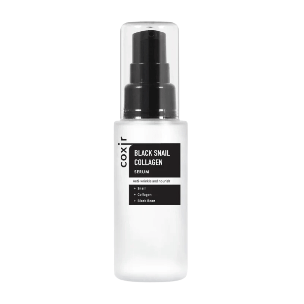 A imagem mostra uma garrafa de "Black Snail Collagen Serum". O produto é destinado aos cuidados da pele, com propriedades anti-rugas e nutritivas. Ingredientes destacados incluem extrato de caracol, colágeno e feijão preto.