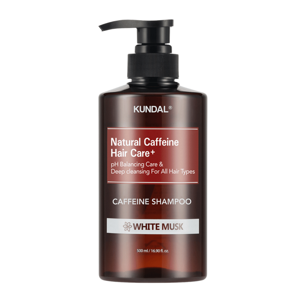 KUNDAL Natural Caffeine Hair Care+ Shampoo White Musk em garrafa plástica marrom com bomba, 500 ml.