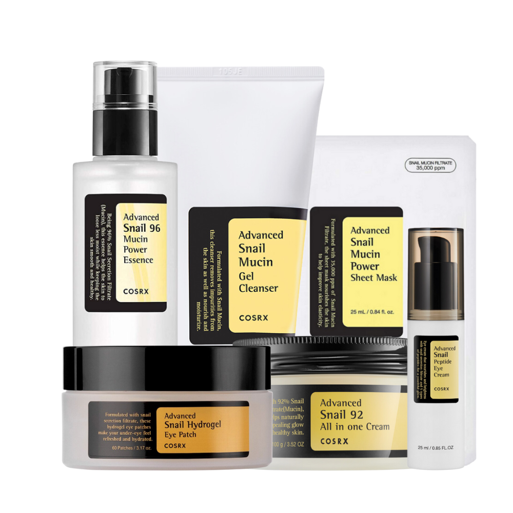Uma coleção de COSRX produtos de beleza com tema de muco de caracol, incluindo essência, gel de limpeza, máscara de folha, adesivo para os olhos e creme.