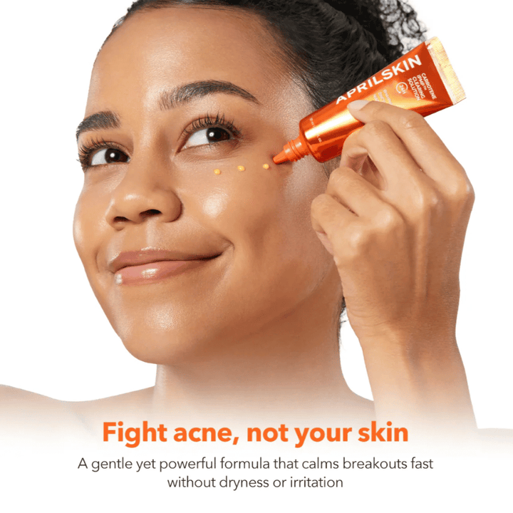 APRILSKIN Carrotene IPMP Clearing Solution aplica-se como spot treatment para acne e espinhas, fórmula calmante com BHA, PHA, zinco e niacinamida para pele impura