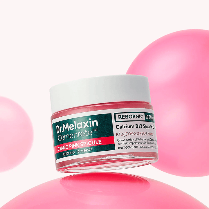 Dr. Melaxin Cemenrete Cyano Pink Spicule Cream com cianocobalamina e spicules que ajudam a pele a renovar-se e a obter um tom mais uniforme.