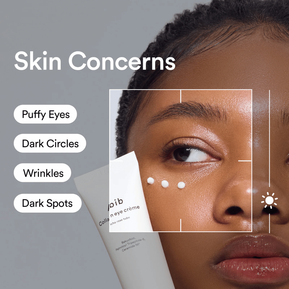 Mulher aplica Abib Collagen Eye Crème sob o olho para tratar inchaço, olheiras, rugas e manchas de pigmentação.
