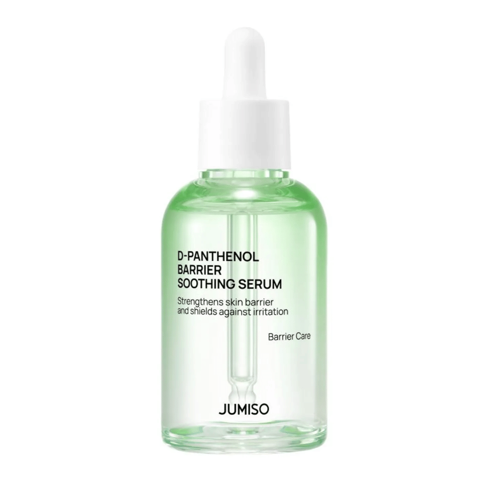 Foto de estúdio de Jumiso D-Panthenol Barrier Soothing Serum em frasco de vidro verde com conta-gotas, sobre fundo branco.