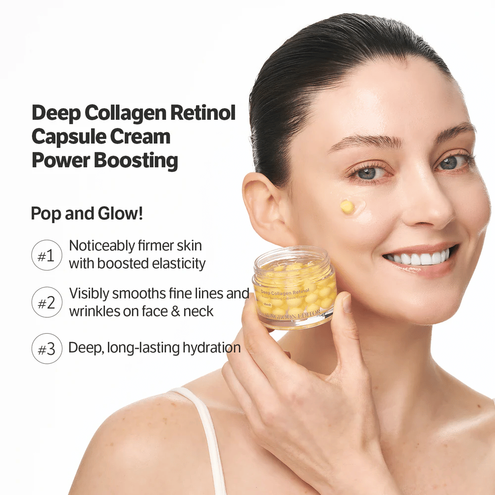 Pessoa sorridente aplica Sungboon Editor Deep Collagen Retinol Capsule Cream na bochecha. Creme que firma a pele e suaviza as linhas.