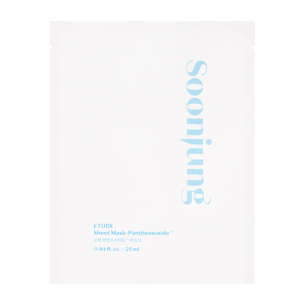 Uma embalagem branca minimalista de ETUDE Soon Jung Panthensoside Sheet Mask. O texto está em um tom azul claro e o tamanho é indicado como 0.84 fl. oz. / 25 ml.