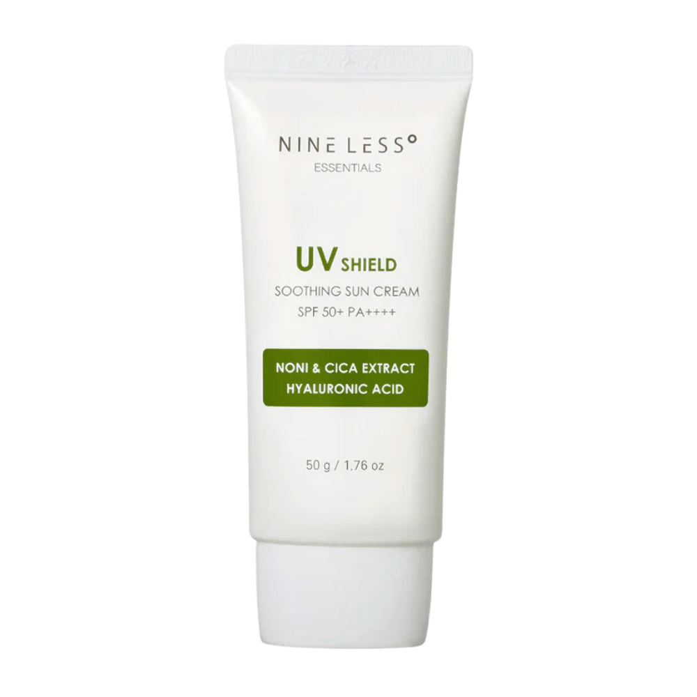 NINE LESS Essentials UV Shield Soothing Sun Cream SPF 50+ PA++++ – protetor solar hidratante com noni, extrato de cica e ácido hialurónico que protege e acalma a pele.