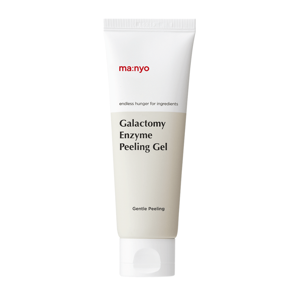 ma:nyo Galactomy Enzyme Peeling Gel, gel esfoliante suave em tubo branco e bege sobre fundo branco.