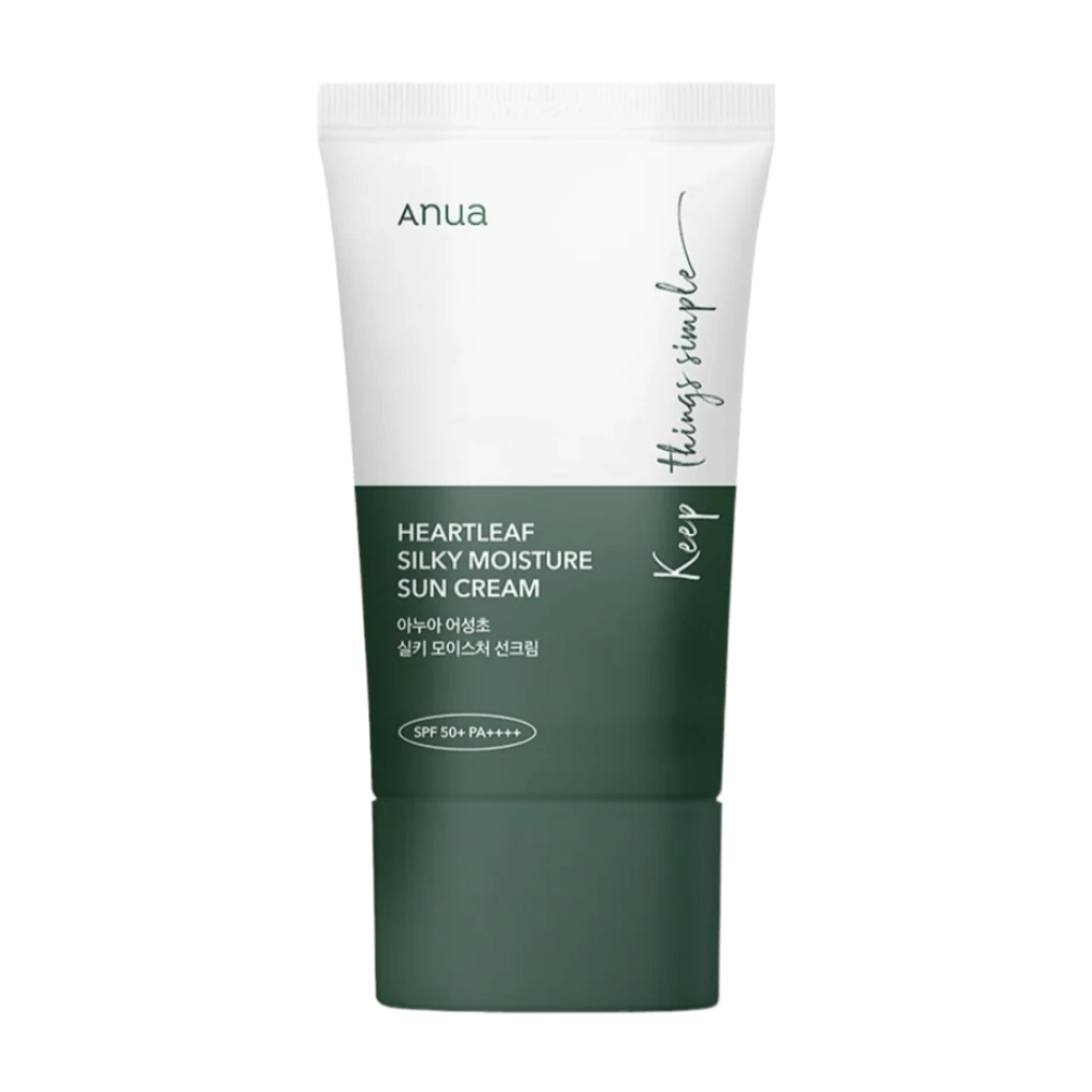 Um tubo de "Heartleaf Silky Moisture Sun Cream" de Anua, SPF 50+ PA++++.