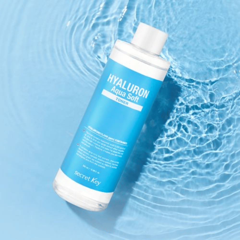 Hyaluron Aqua Soft Toner de Secret Key – tônico facial suave e hidratante com 15.000 ppm de ácido hialurônico que acalma e restaura o equilíbrio da pele.