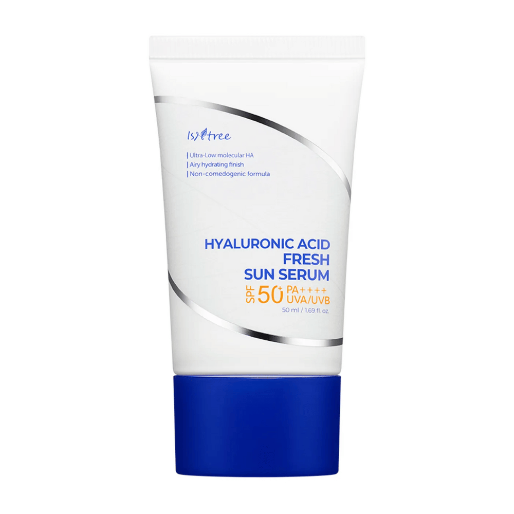Isntree Hyaluronic Acid Fresh Sun Serum com SPF50+ PA++++ é um protetor solar que combina proteção eficaz com hidratação intensa graças ao ácido hialurônico de baixo peso molecular. Fórmula leve, não comedogênica, que é rapidamente absorvida e adequada para pele sensível.