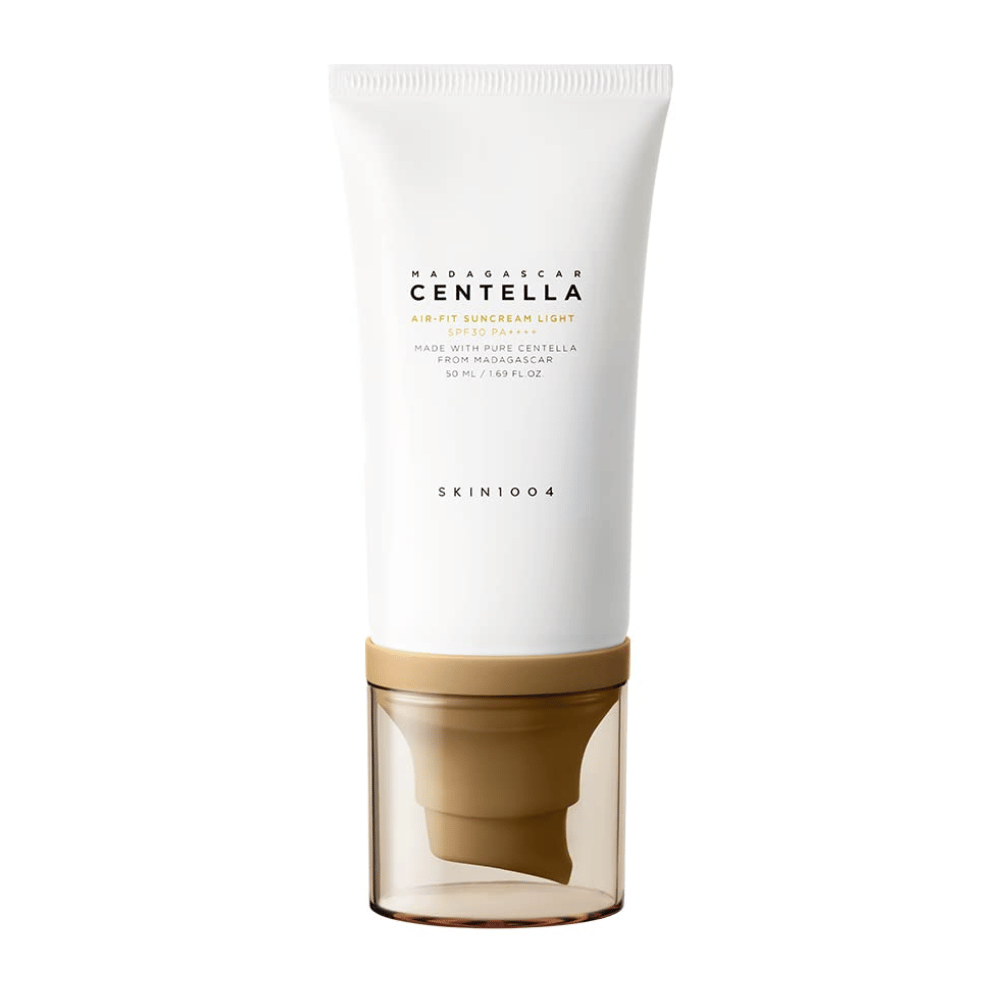 SKIN1004 Madagascar Centella Air-Fit Suncream Light SPF30 PA++++ – creme solar leve com centella asiatica que protege a pele, hidrata e é adequada para pele sensível.
