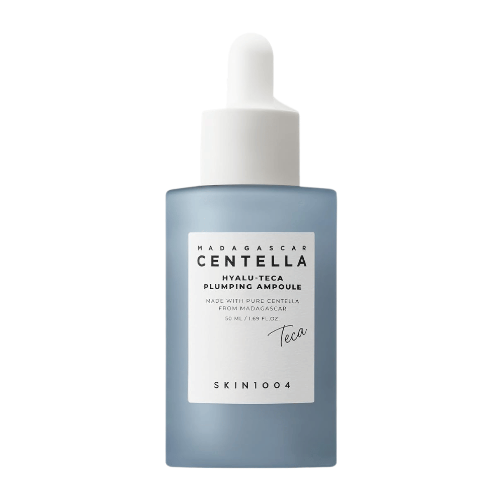 6. SKIN1004 Madagascar Centella Hyalu-Teca Plumping Ampoule 50 ml – ampola facial hidratante em frasco azul com conta-gotas