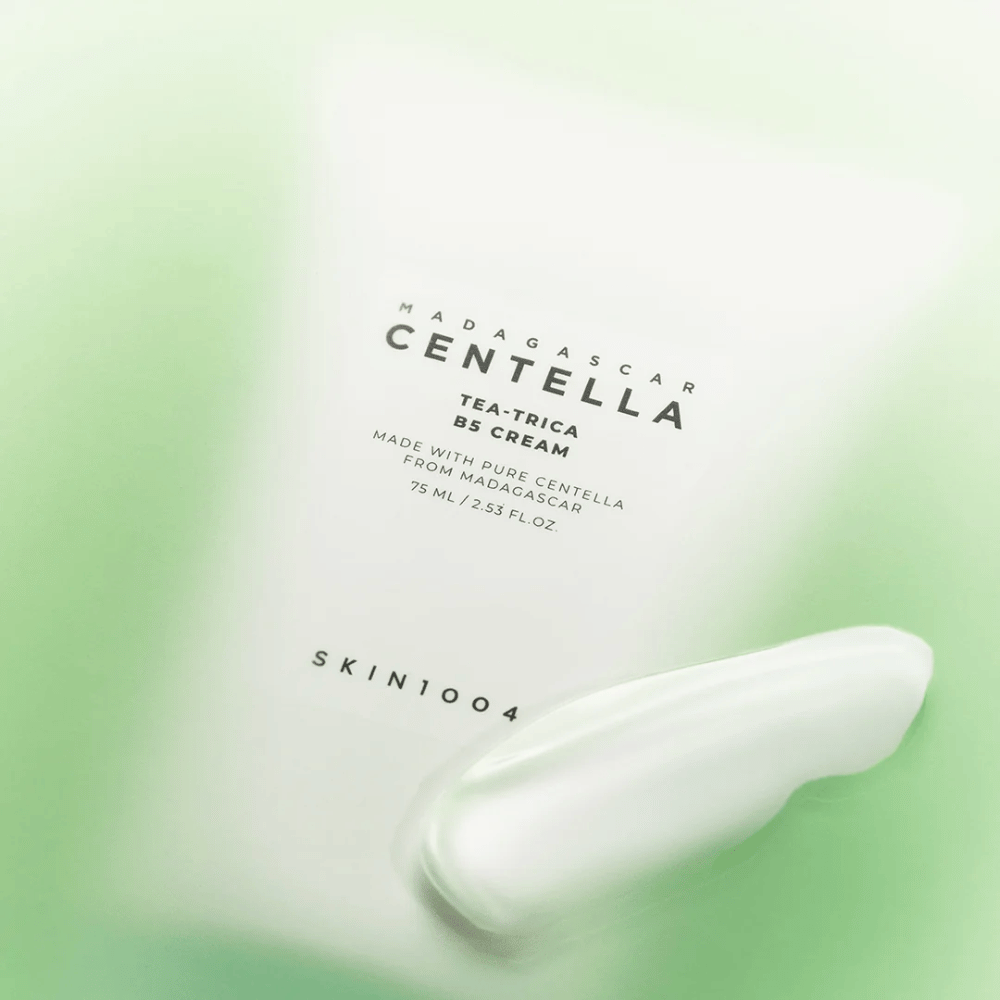 SKIN1004 Tea-Trica B5 Cream com fórmula leve que equilibra a produção de sebo e é adequado para pele oleosa e com tendência acneica