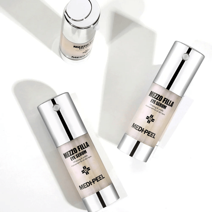 MEDI-PEEL Mezzo Filla Eye Serum de vários ângulos – sérum para os olhos coreano com peptídeos e ácido hialurônico para uma pele mais firme e redução de rugas ao redor dos olhos.