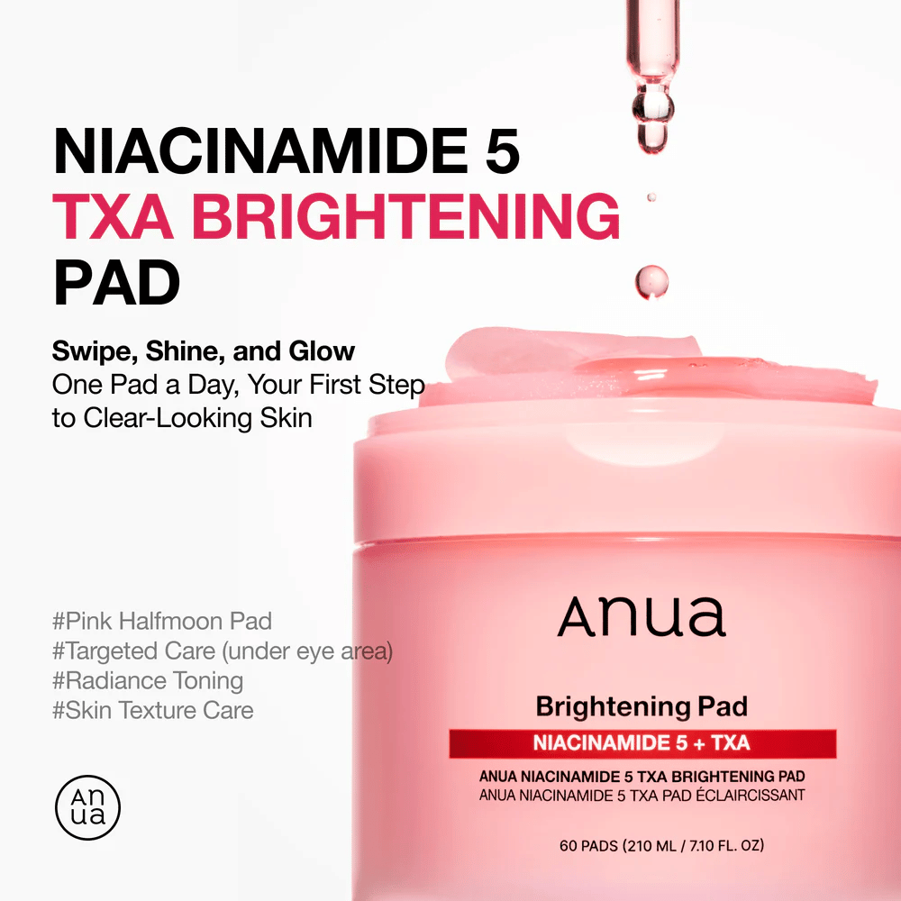 Pote rosa com Anua Niacinamide 5 TXA Brightening Pad e pads em meia-lua, com texto destacando brilho, tom de pele mais uniforme e cuidado direcionado com niacinamida e ácido tranexâmico.