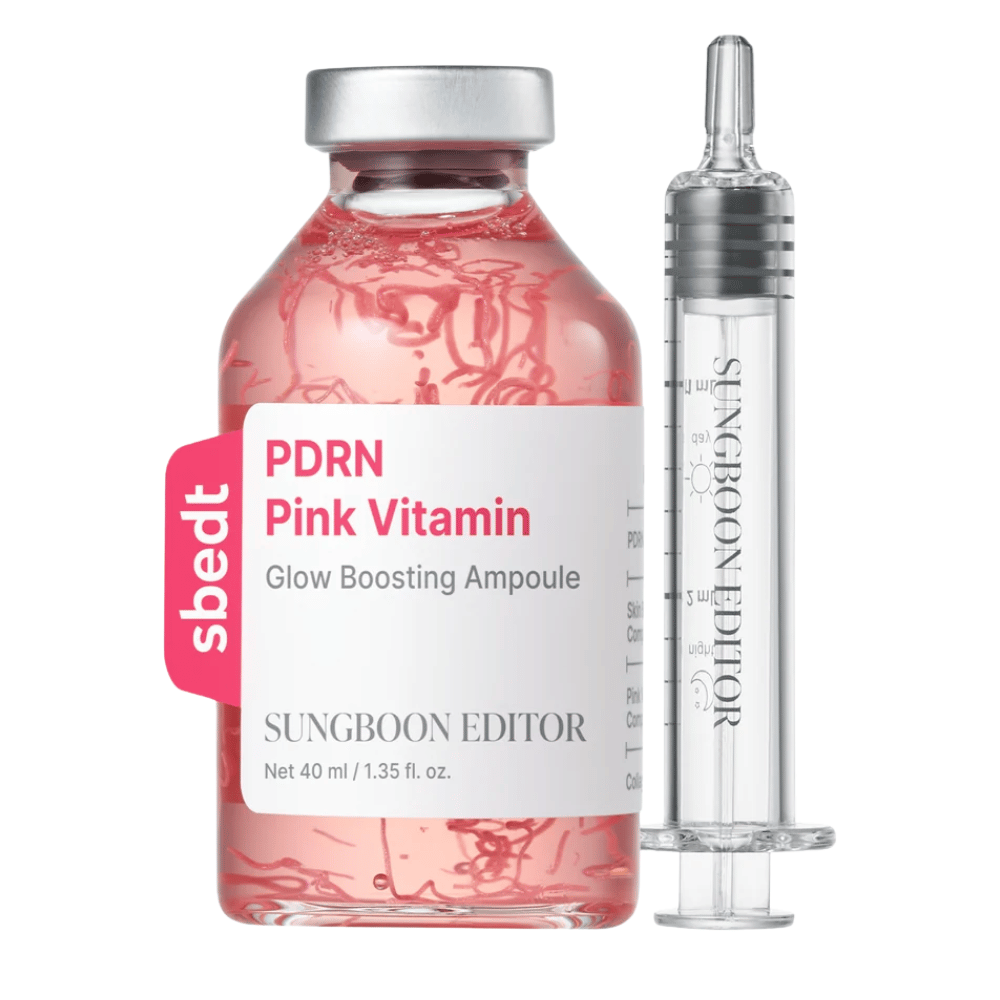 8. SUNGBOON EDITOR PDRN Pink Vitamin Glow Boosting Ampoule 40 ml – frasco de vidro rosa com aplicador transparente sobre fundo branco