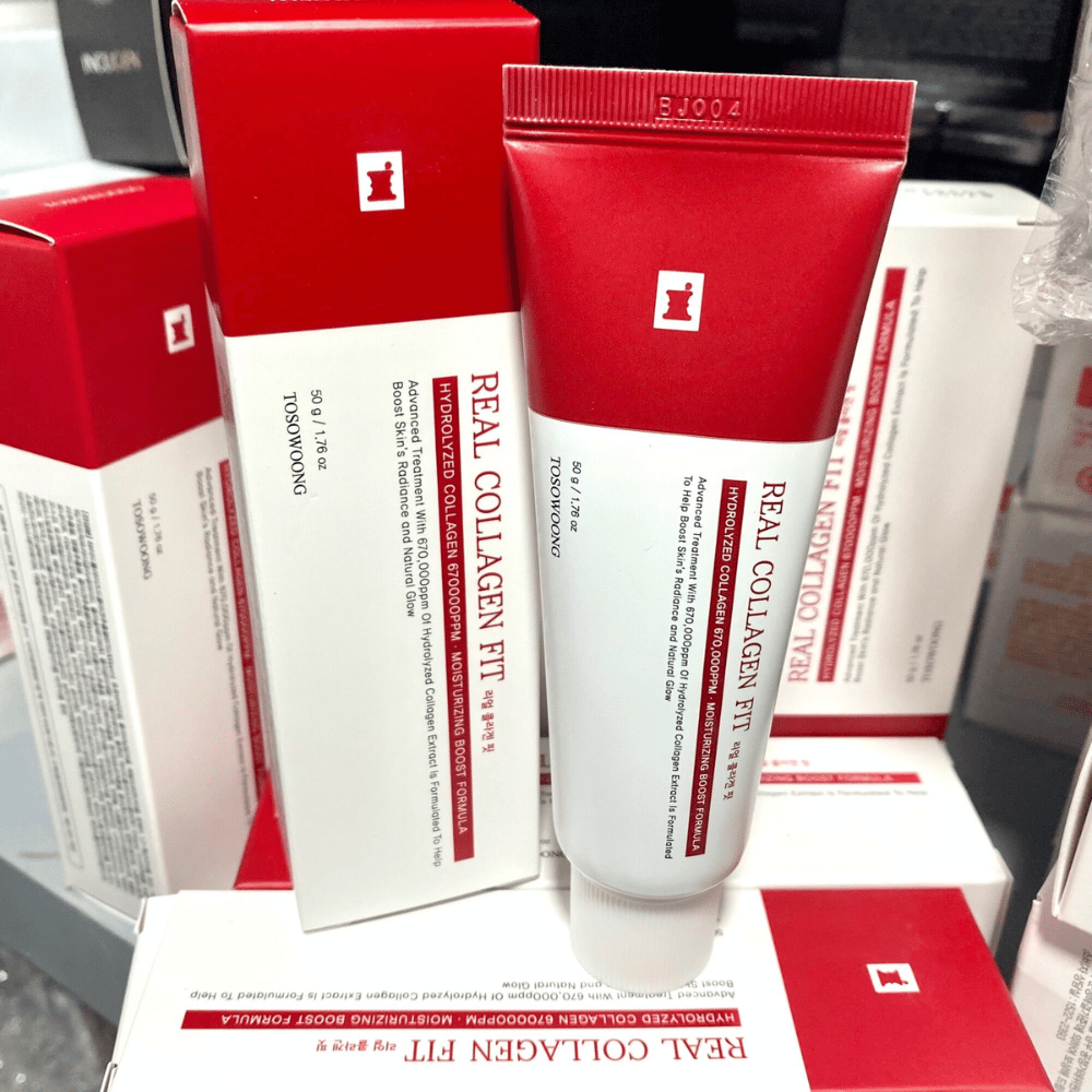 Tosowoong Real Collagen Fit contém colágeno hidrolisado e hidrata profundamente a pele enquanto fortalece sua elasticidade. A fórmula melhora o brilho e a barreira natural da pele, proporcionando uma aparência saudável e jovem. Ideal para uso diário.