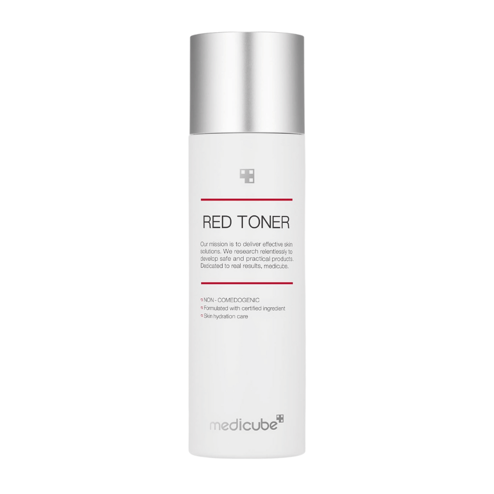 Imagem do produto de medicube Red Toner – uma garrafa branca com tampa prateada e design minimalista, desenvolvida para pele propensa a acne.