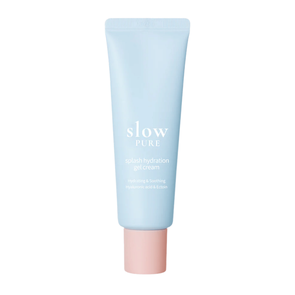 Slow Pure Splash Hydration Gel Cream em tubo azul com tampa rosa, gel-creme hidratante com ácido hialurônico e ectoína.