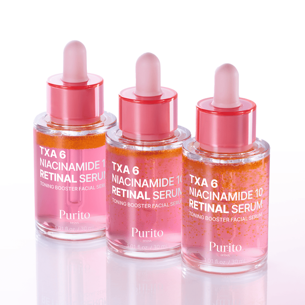 Três frascos de Purito TXA 6 Niacinamide 10 Retinal Serum. Um sérum facial que dá brilho e uniformiza, com efeito anti-envelhecimento.
