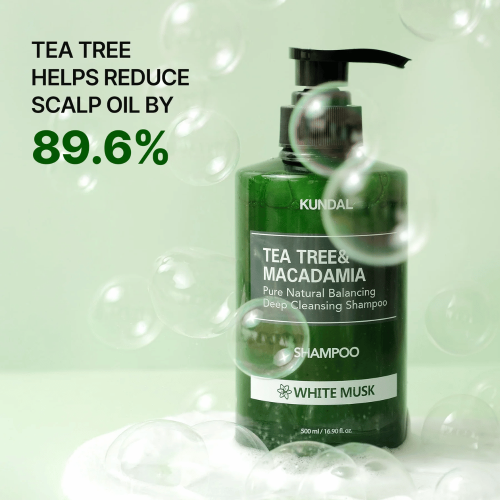 Imagem do produto com bolhas e estatísticas que mostram que tea tree ajuda a reduzir o excesso de oleosidade no couro cabeludo para uma sensação mais fresca.