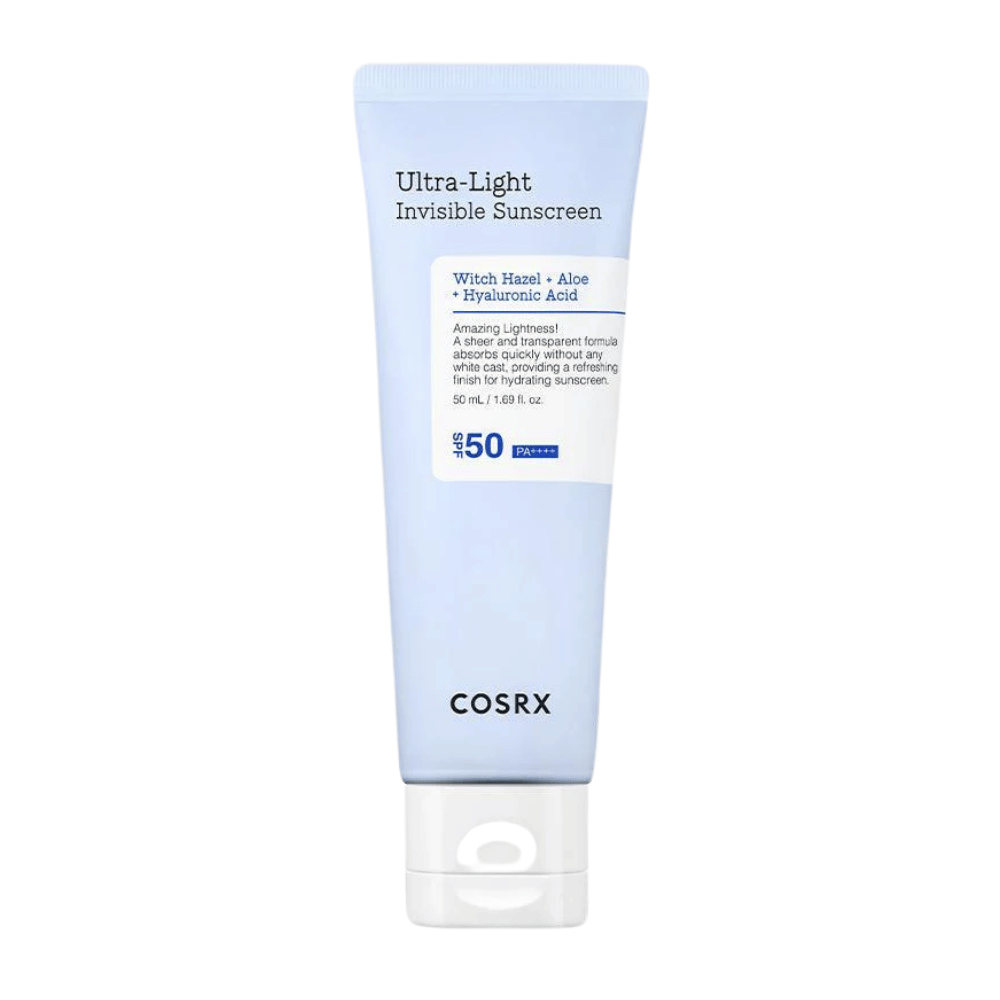 COSRX Protetor Solar Invisível Ultra-Leve em tubo azul com SPF 50 PA++++, contém hamamélis, aloe vera e ácido hialurônico – fórmula leve sem resíduo branco para proteção solar hidratante.