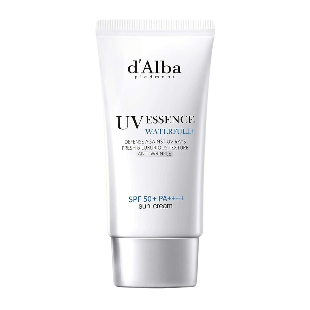 Imagem do produto d'Alba UV Essence Waterfull+ Sun Cream com SPF 50+ PA++++ em tubo branco e prateado, fotografada contra um fundo branco.