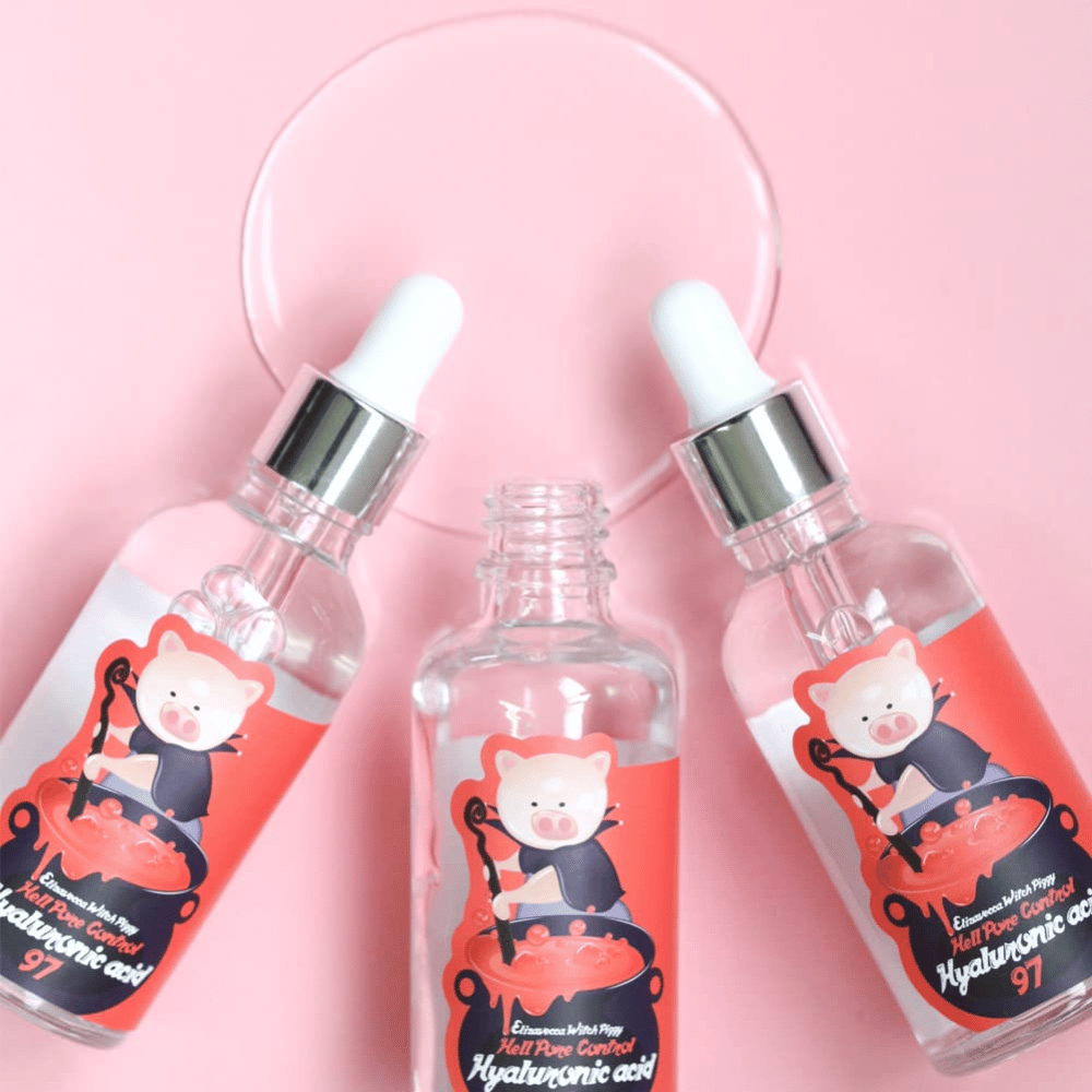 Elizavecca Witch Piggy Hell Pore Control Hyaluronic Acid 97 soro com pipeta, soro de ácido hialurônico hidratante que proporciona hidratação intensa e efeito volumizador.