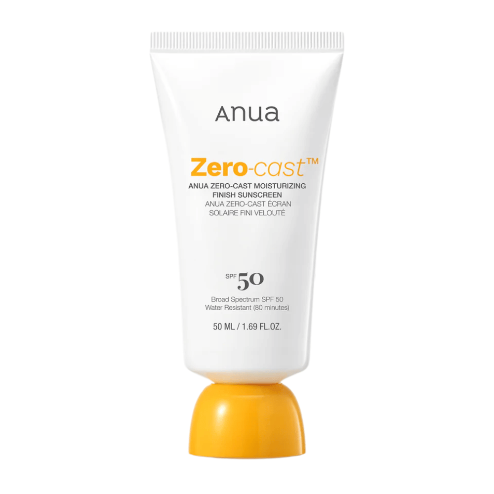 Imagem do produto de ANUA Zero-Cast Moisturizing Finish Sunscreen SPF 50 em tubo branco com tampa laranja, 50 ml. Um protetor solar leve sem resíduo branco, resistente à água por até 80 minutos.