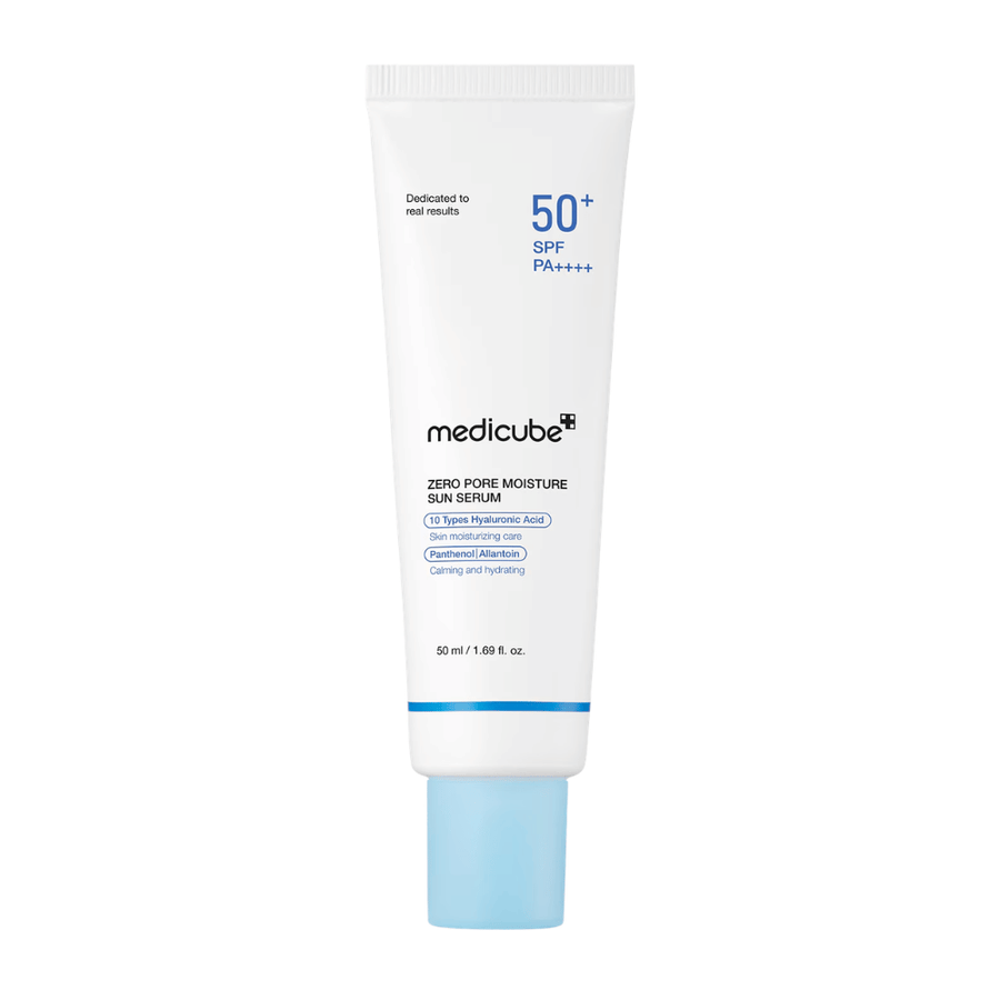 Medicube Zero Pore Moisture Sun Serum SPF50+ PA++++ 50 ml. Sérum solar com textura leve que hidrata a pele, ajuda a cuidar da aparência dos poros e protege contra os raios UVA e UVB.