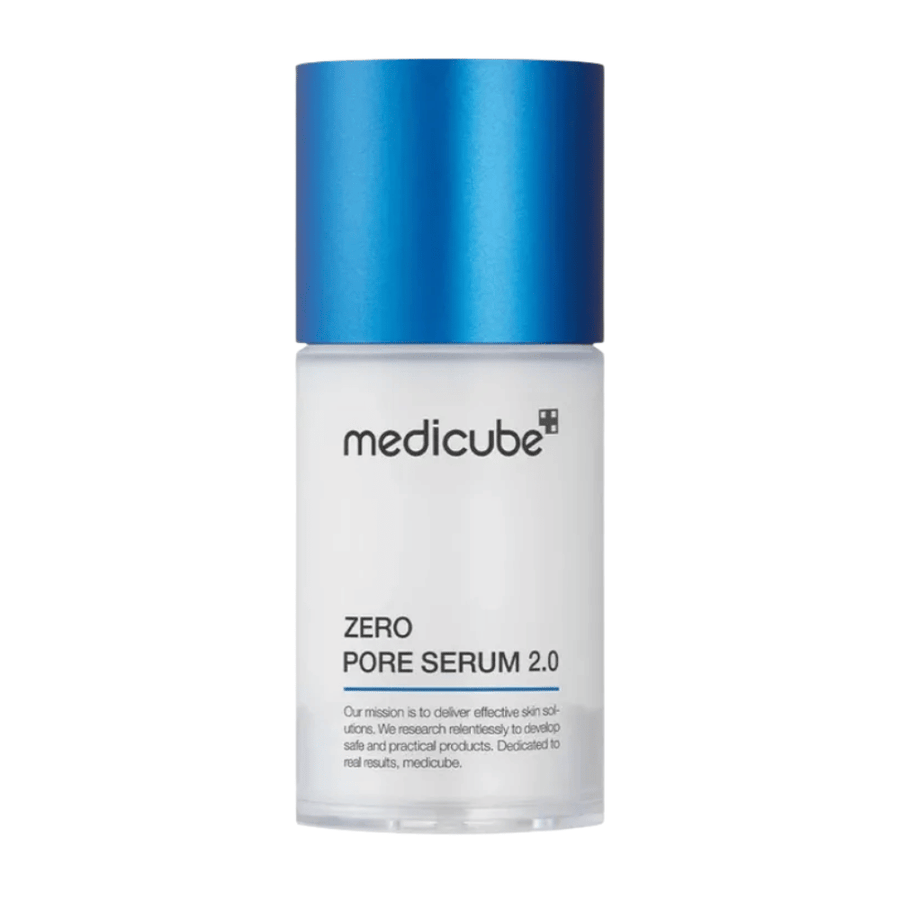 Medicube Zero Pore Serum 2.0 sobre fundo branco, um sérum de cuidados com a pele coreano que cuida dos poros, hidrata a pele e proporciona um resultado mais uniforme.