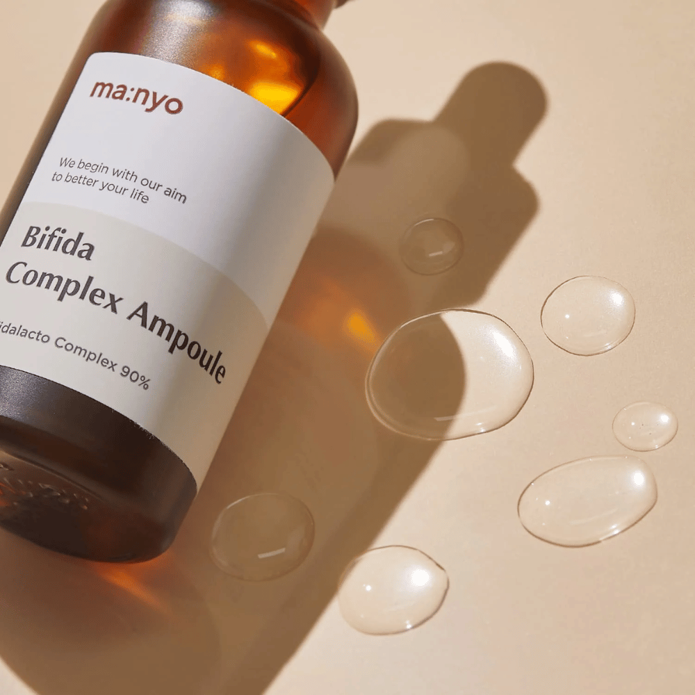 Aplicação do ma:nyo Bifida Biome Complex Ampoule
