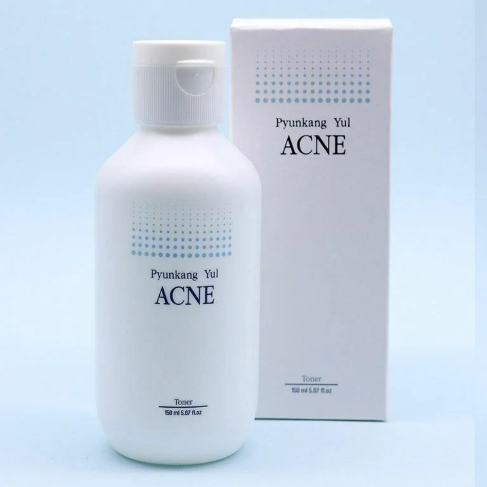 Uma garrafa Pyunkang Yul Acne Toner 150ml.