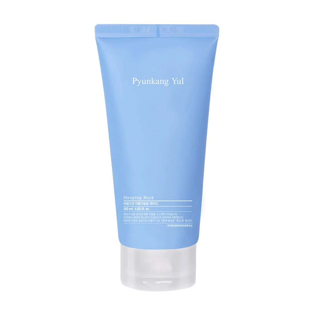 Um tubo de Pyunkang Yul Sleeping Mask 120ml infundido com ácido hialurônico da Pyunkang Yul sobre fundo branco para pele hidratada.